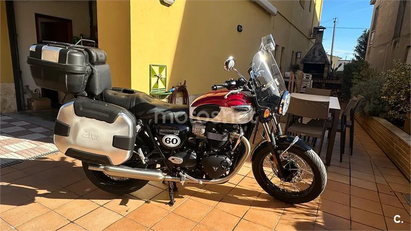 Triumph Bonneville T100 – Vista 5