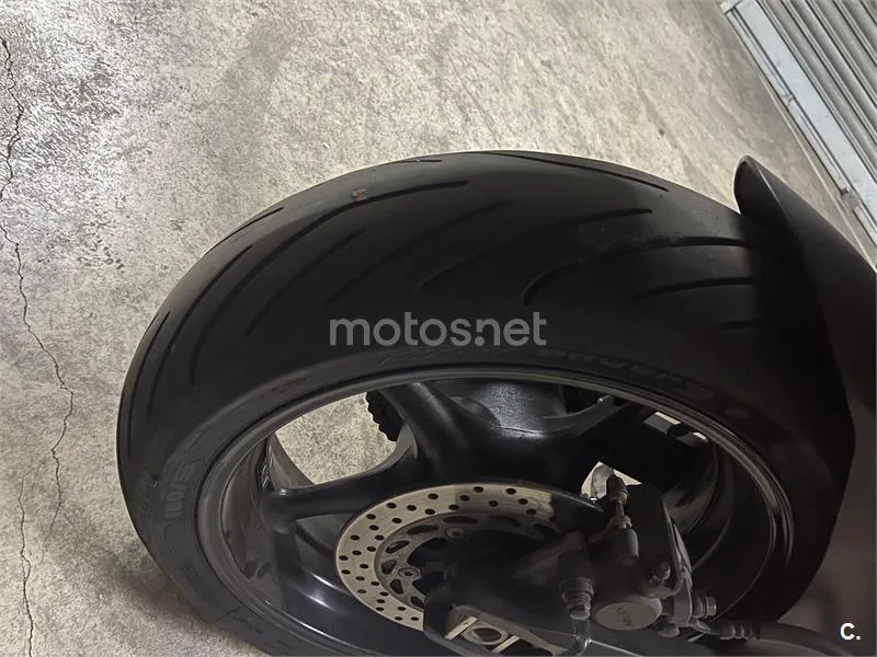 Yamaha FZ6 N S2 – Vista 4