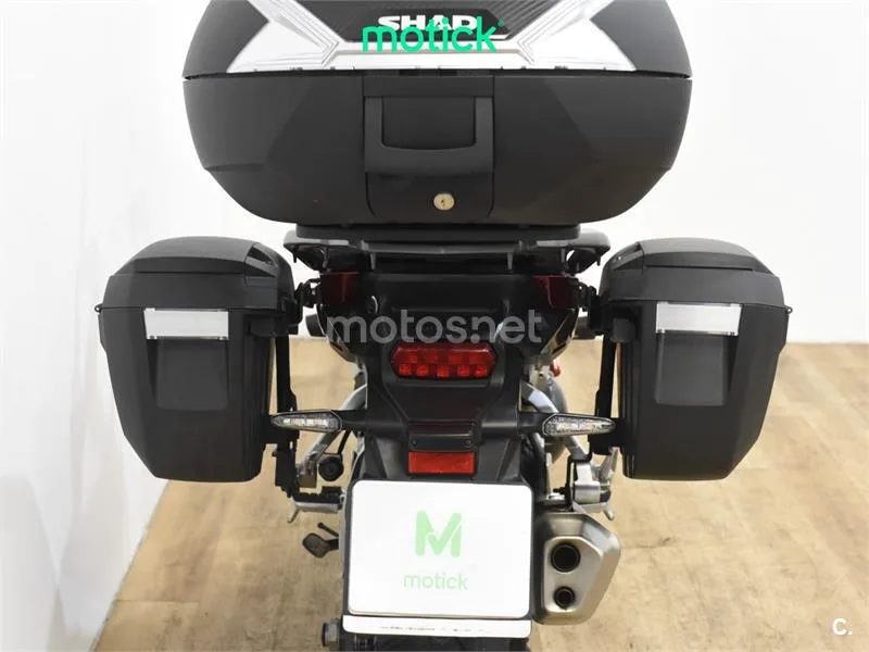 Honda VFR 800 X Crossrunner – Vista 6