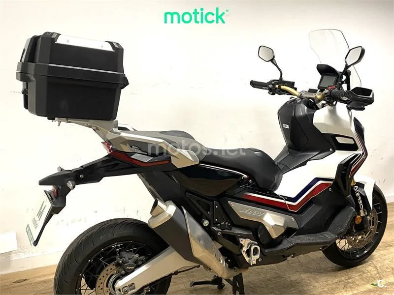 Honda X-ADV – Vista 11