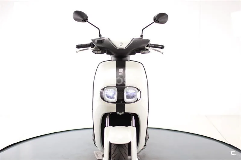 Yamaha NMAX – Vista 6
