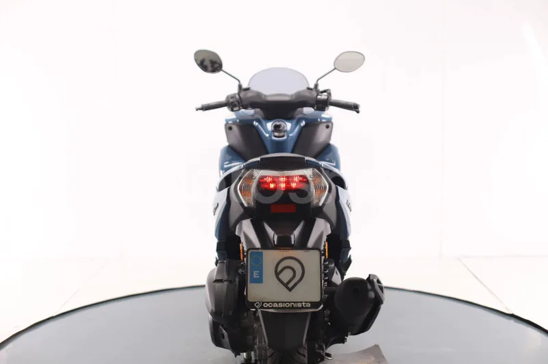 Yamaha Tricity 125 - Vista 10