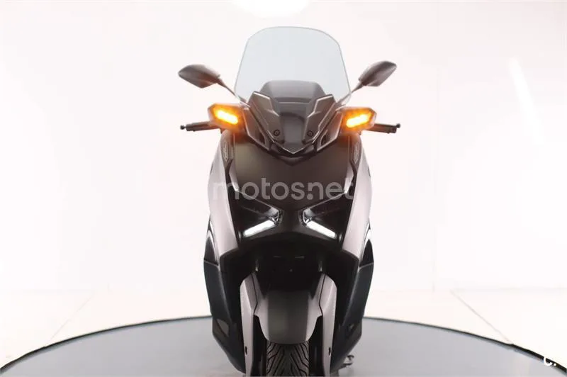 Yamaha XMAX 300 – Vista 6
