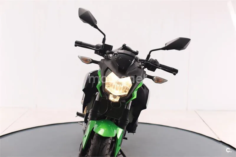 Kawasaki Z125 – Vista 6