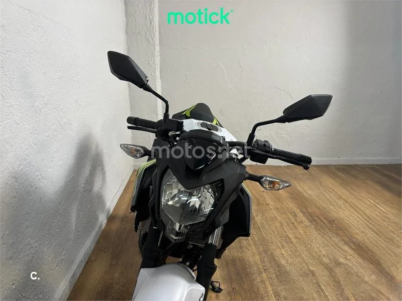 Kawasaki Z125 – Vista 11