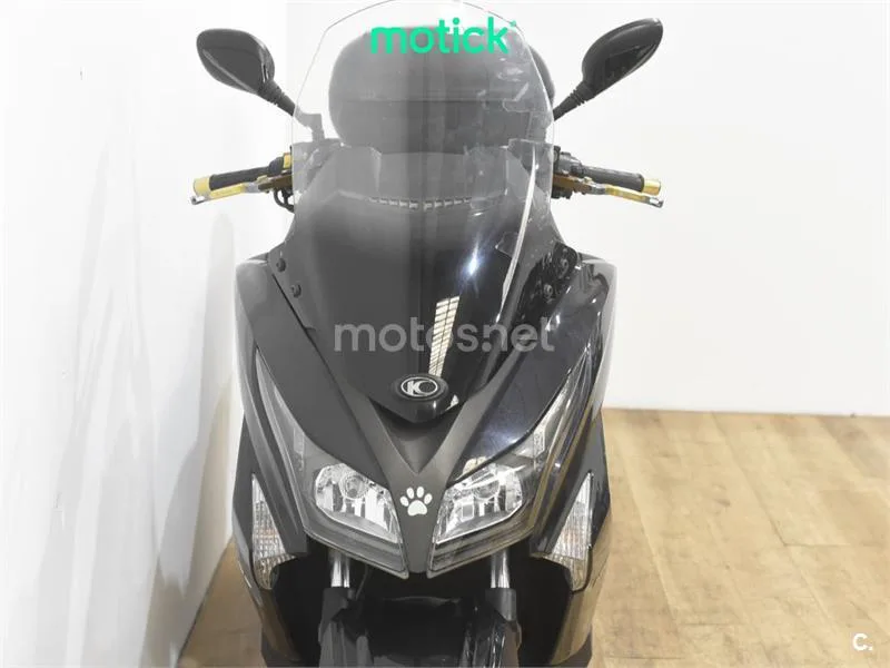 Kymco Grand Dink 125 – Vista 11