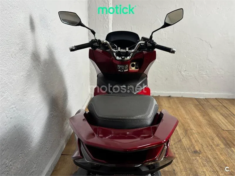 Honda PCX 125 – Vista 6