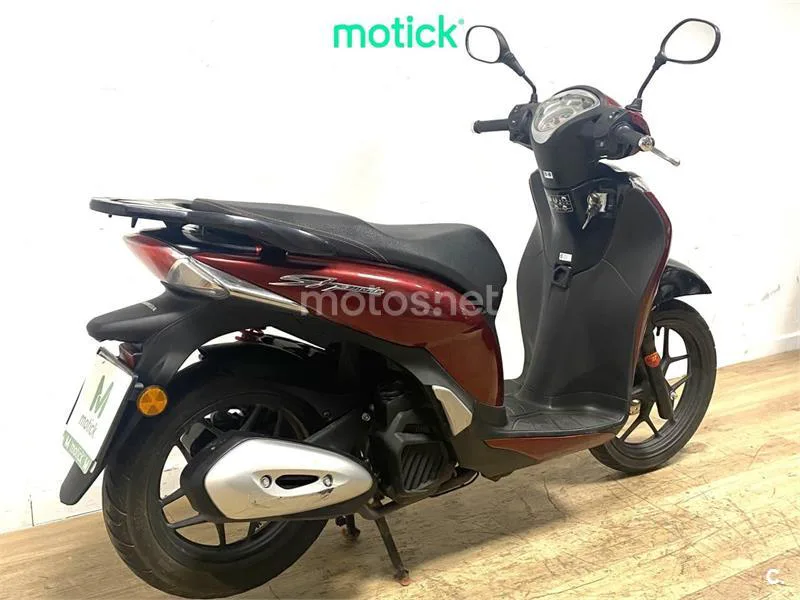 Honda SH 125i – Vista 5