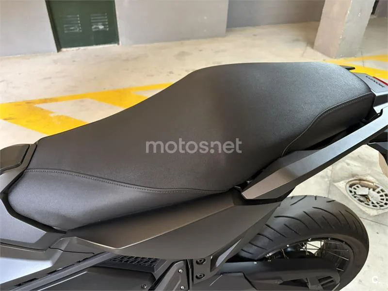 Honda X-ADV – Vista 10