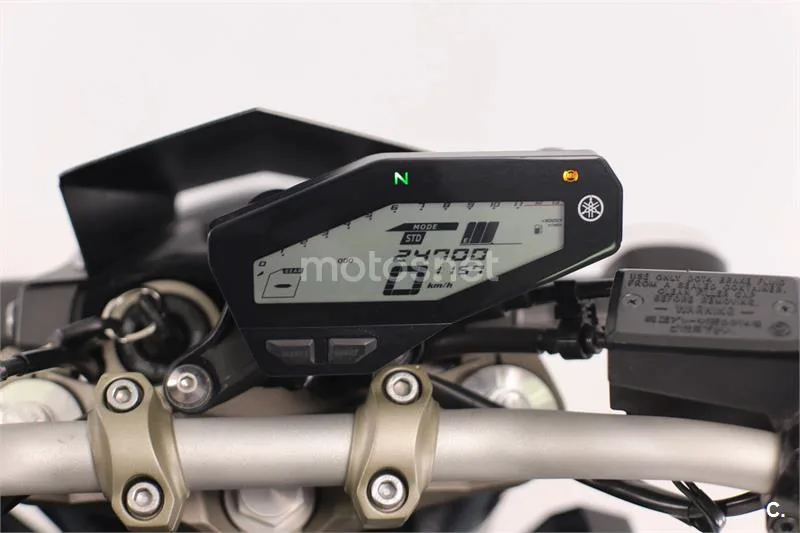 Yamaha MT-09 – Vista 5