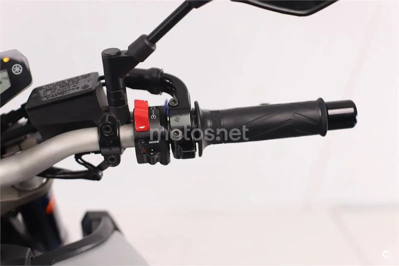 Yamaha MT-09 – Vista 8