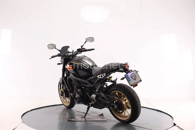 Yamaha XSR 900 – Vista 3
