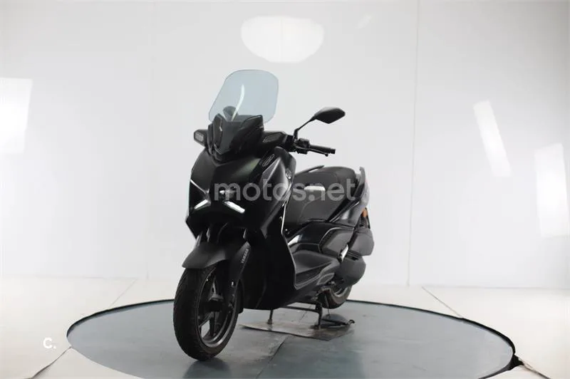 Yamaha XMAX 300 – Vista 4