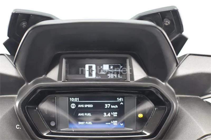 Yamaha XMAX 300 – Vista 5