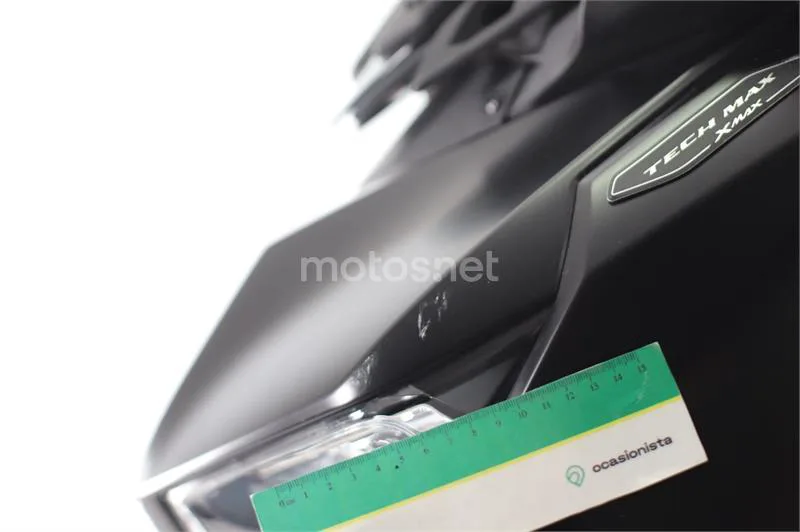 Yamaha XMAX 300 – Vista 8