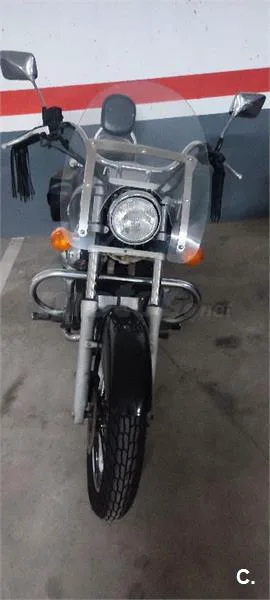 Honda Shadow VT 125 C – Vista 7