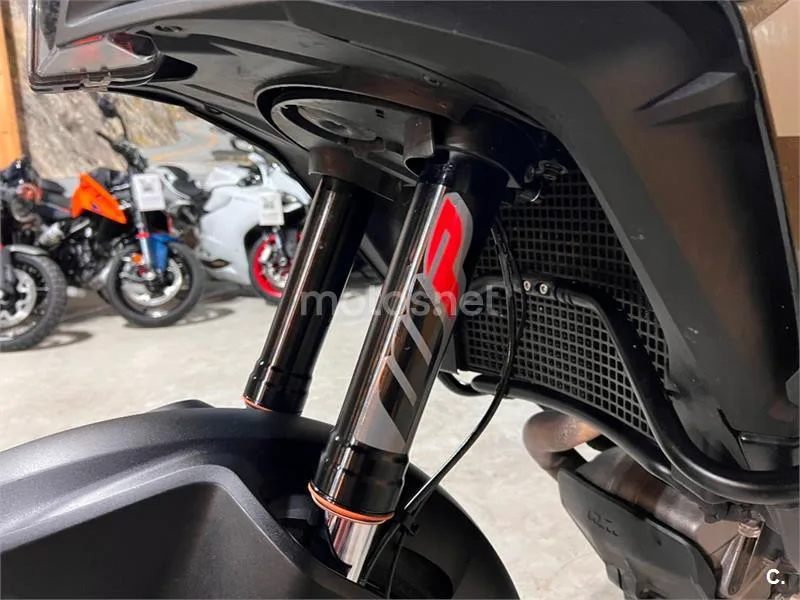 KTM 1290 Super Adventure – Vista 86