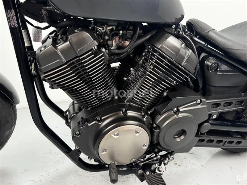 Yamaha XV 950 R – Vista 14