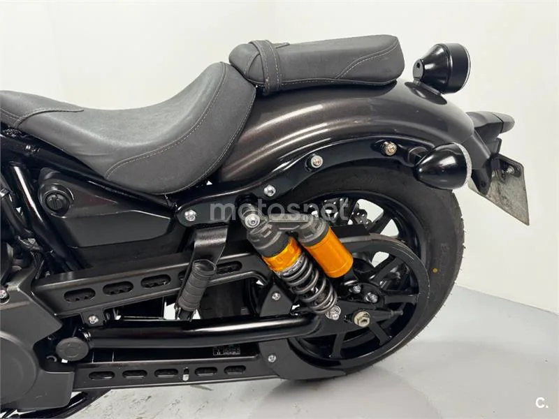 Yamaha XV 950 R – Vista 16