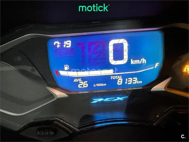 Honda PCX 125 – Vista 4