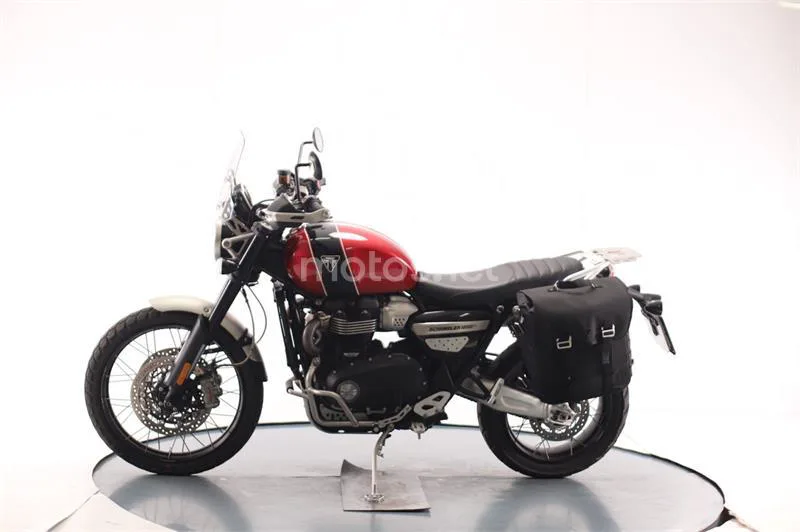 Triumph Scrambler 1200 – Vista 4