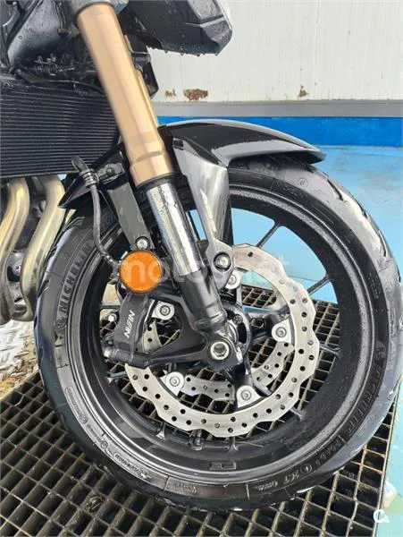 Honda CB 500 F – Vista 5