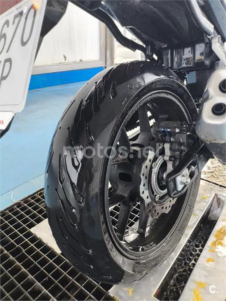 Honda CB 500 F – Vista 6