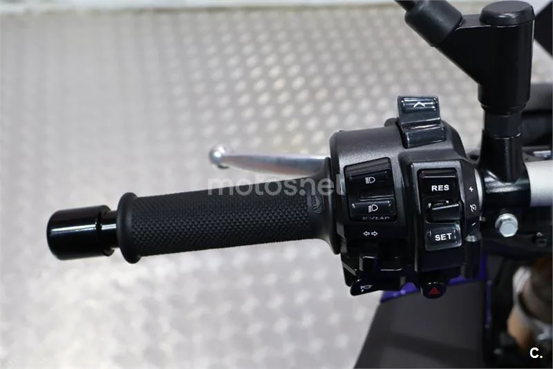 Yamaha MT-10 – Vista 8
