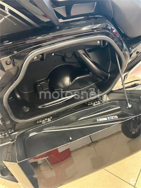 Honda Gold Wing – Vista 12