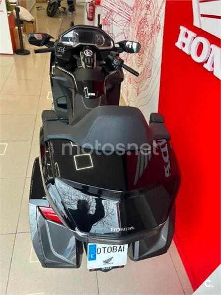 Honda Gold Wing – Vista 4
