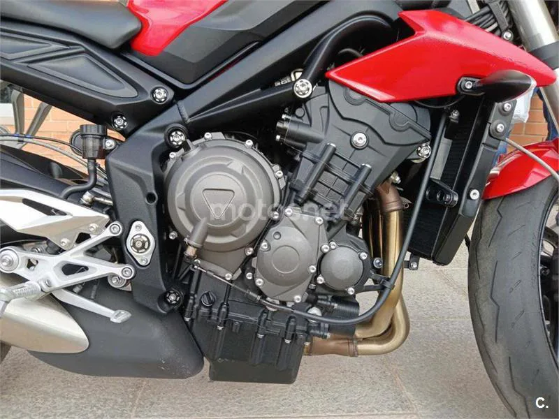 Triumph Street Triple – Vista 14