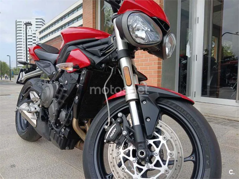 Triumph Street Triple – Vista 4