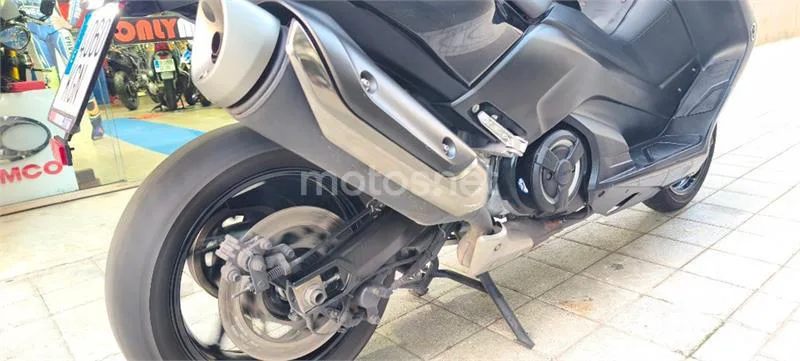 Yamaha TMAX 530 – Vista 23
