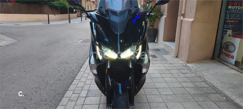 Yamaha TMAX 530 – Vista 27