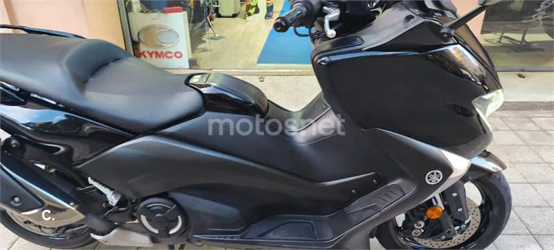 Yamaha TMAX 530 – Vista 28