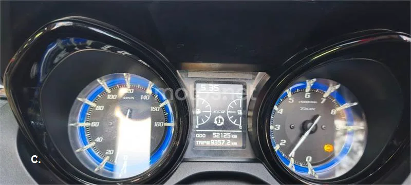 Yamaha TMAX 530 – Vista 36