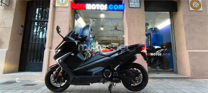Yamaha TMAX 530 – Vista 6