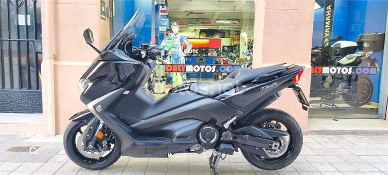 Yamaha TMAX 530 – Vista 55