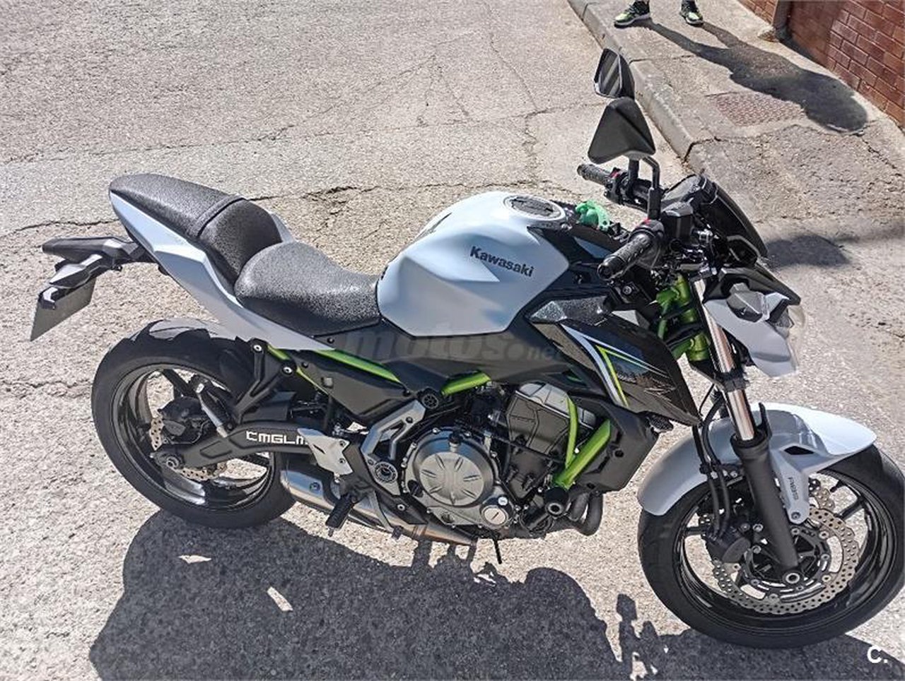 Kawasaki Z 650 – Vista 3