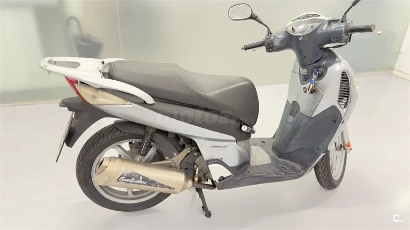 Honda SH150i – Vista 4