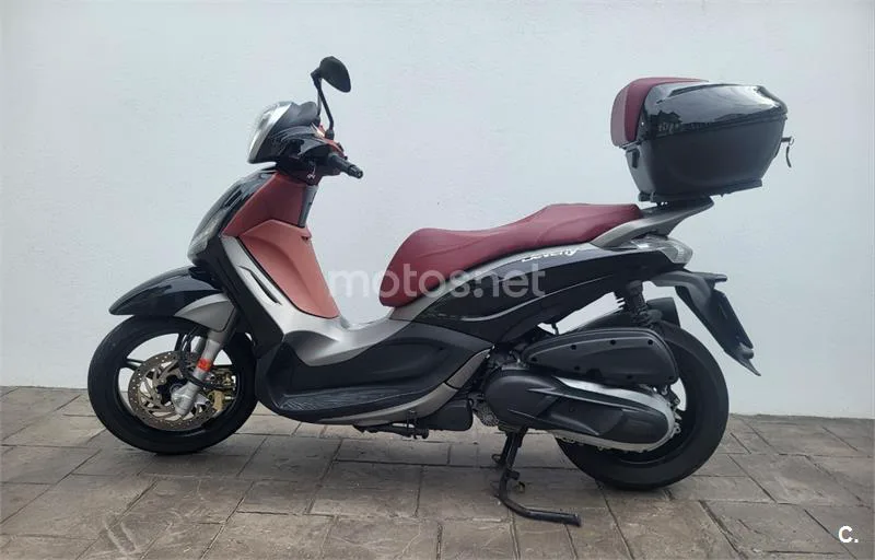 Piaggio Beverly Sport Touring 350 – Vista 4