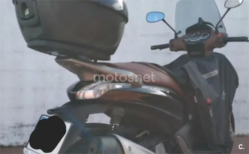 Piaggio Beverly Sport Touring 350 – Vista 6