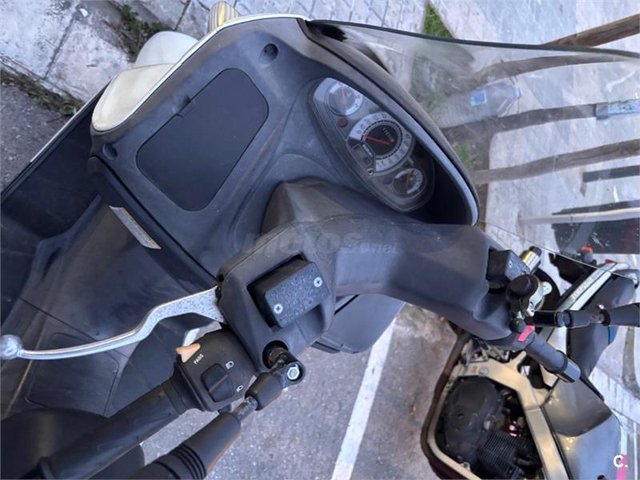 Suzuki BURGMAN 125 1200 € 2012 Barcelona