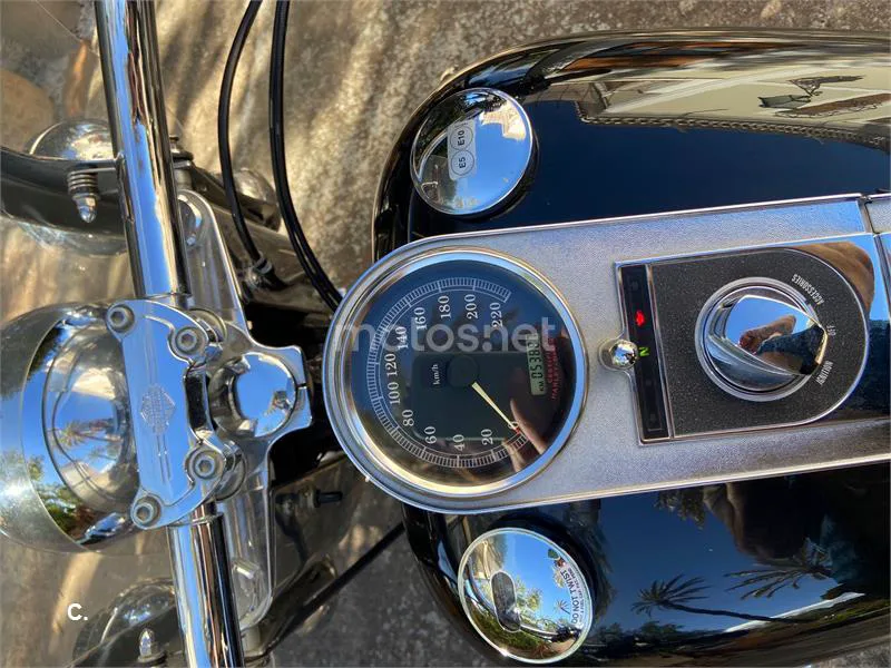 Harley-Davidson Softail Heritage – Vista 3