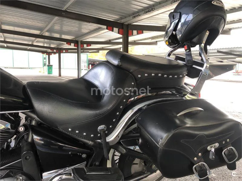 Kawasaki VN 900 CLASSIC – Vista 8