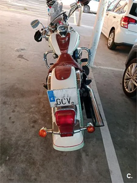 Suzuki Intruder C800 Volusia – Vista 2