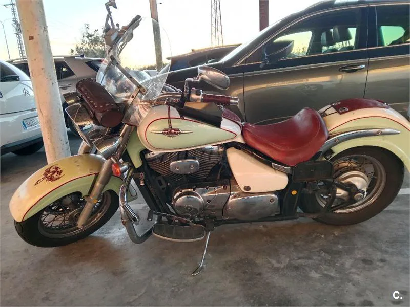 Suzuki Intruder C800 Volusia – Vista 5