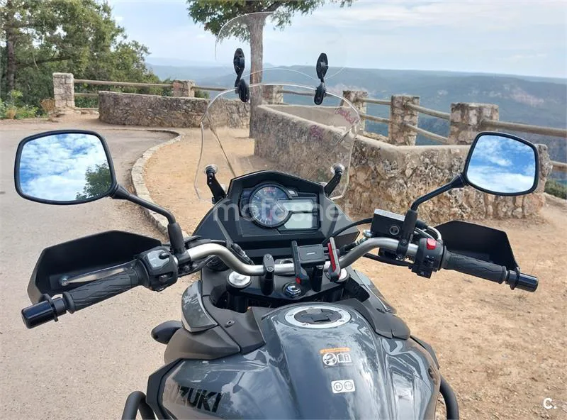 Suzuki V-Strom 650 – Vista 6