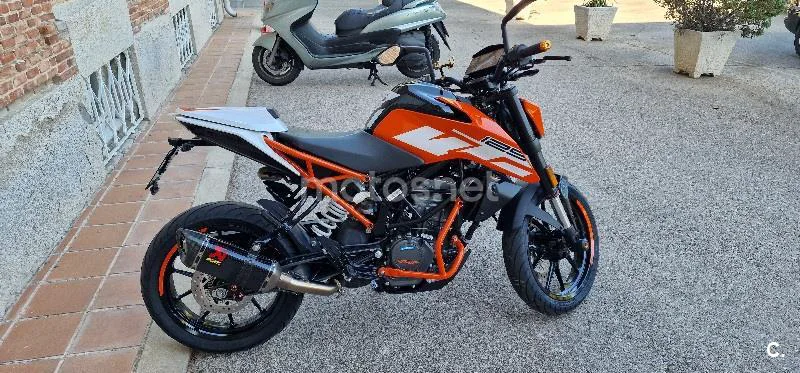 KTM 125 – Vista 5