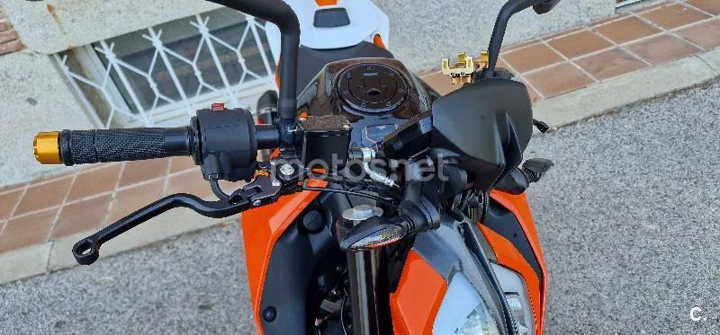 KTM 125 – Vista 7